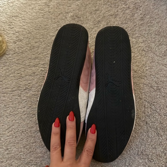 Puma Pink and White Women's Sneakers - Picture 5 of 8